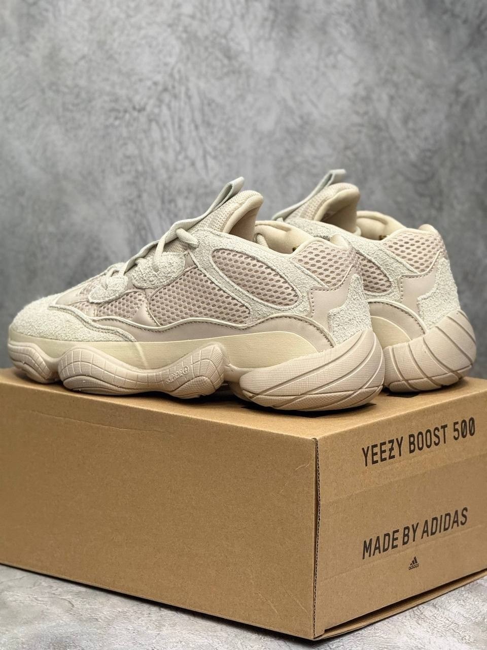 кроссовки adidas yeezy boost 500,adidas yeezy boost 500,кроссовки adidas yeezy boost 700,кроссовки adidas yeezy boost,мужские кроссовки adidas yeezy boost 500 бежевые