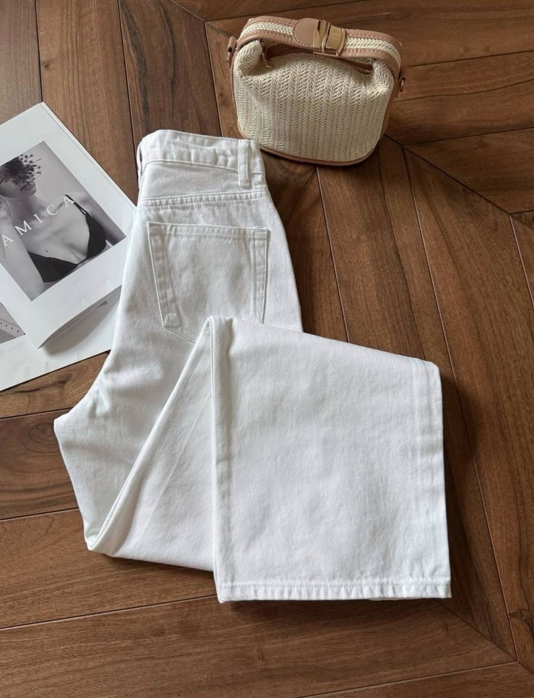 джинсы белые,джинсы женские белые,белые джинсы прямые,белые джинсы трубы,джинсы женские