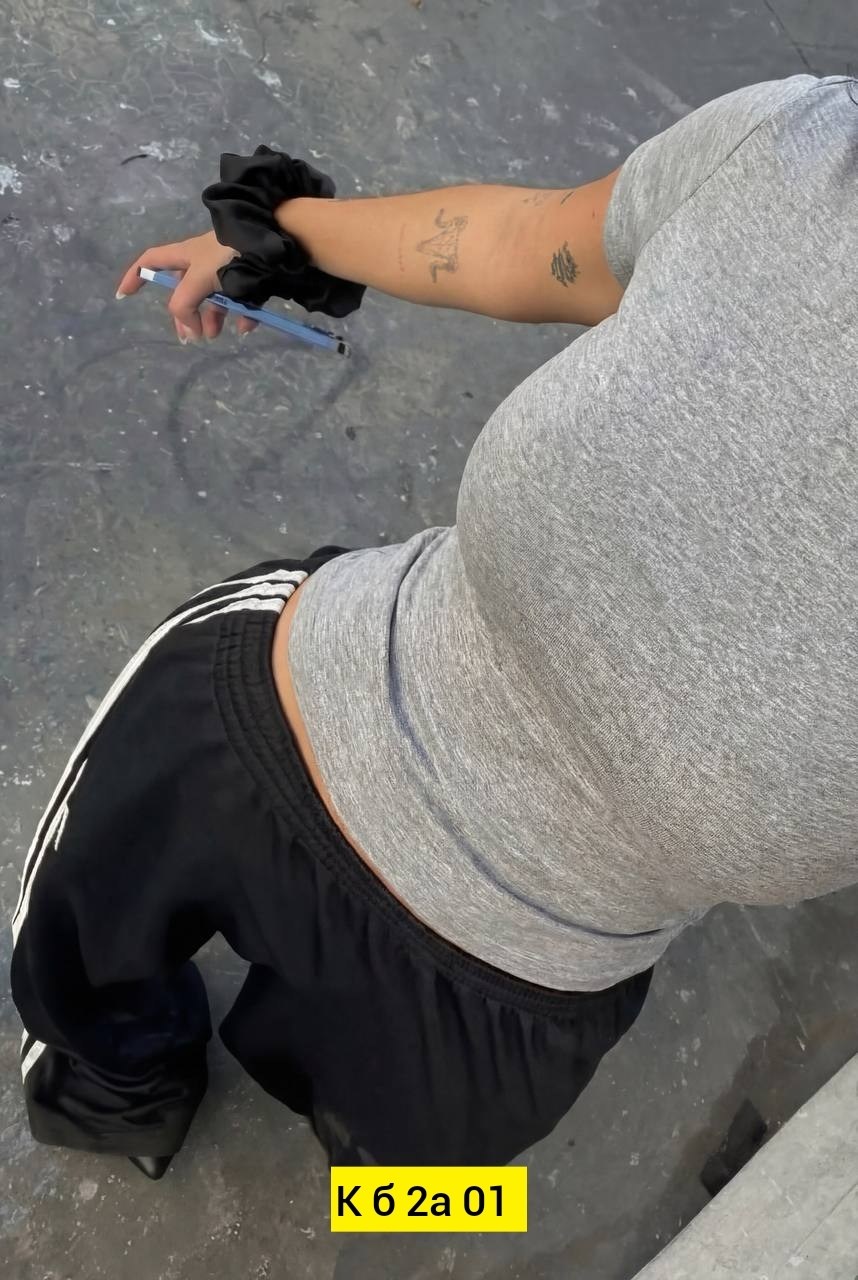 мода стиль,стиль одежды,девушка,женская мода,женские джинсы