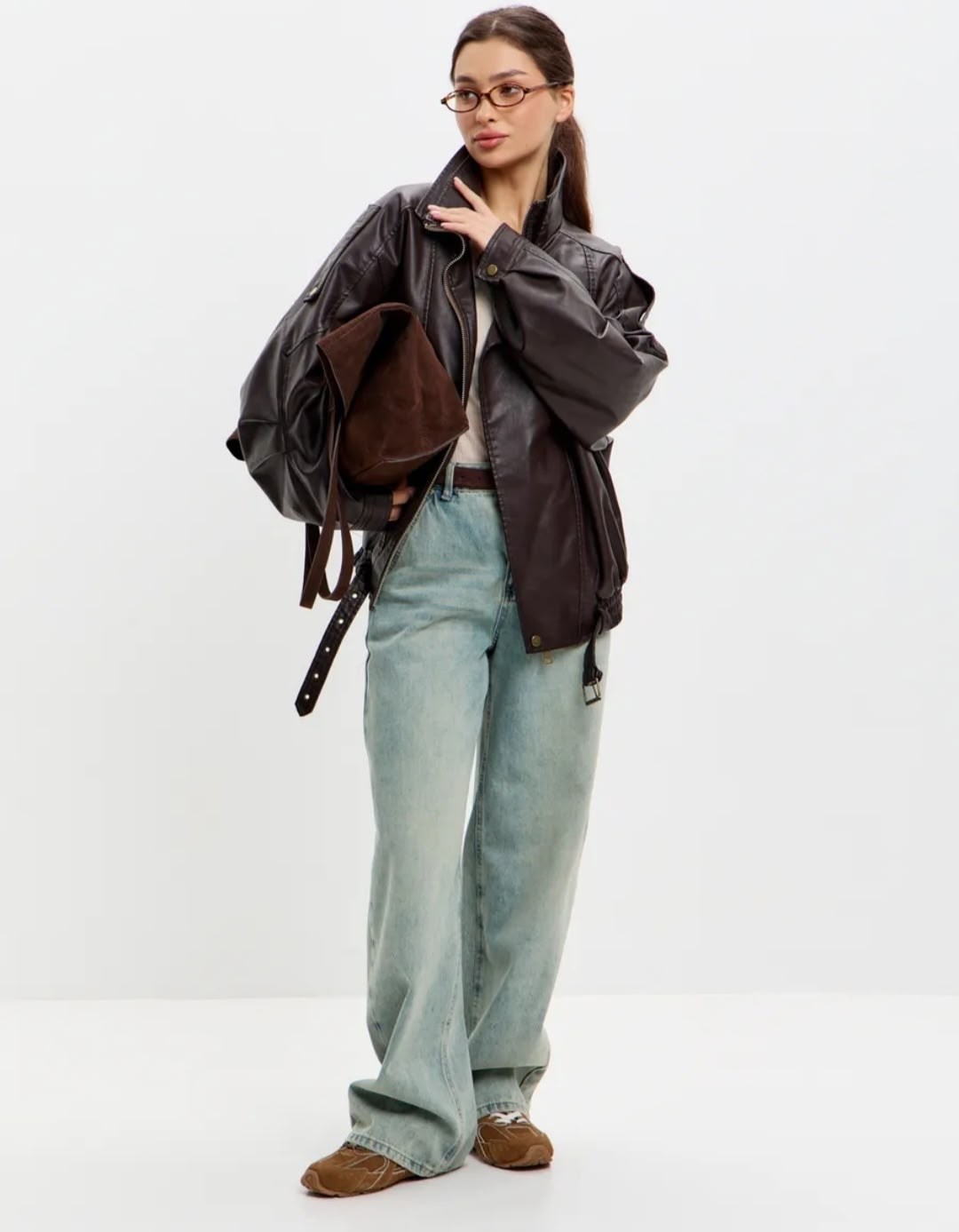 кожаная куртка,кожаный бомбер женский,куртка женская,кожаная куртка женская