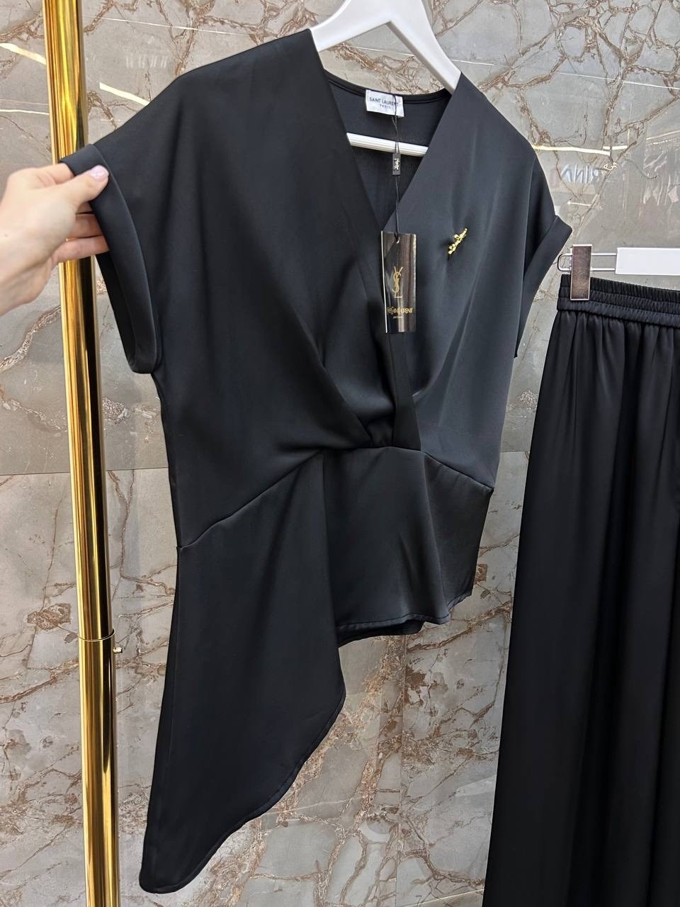 женский брючный костюм двойка,костюм женский брючный,брючный костюм элегантный,женский костюм с широкими брюками,женский костюм