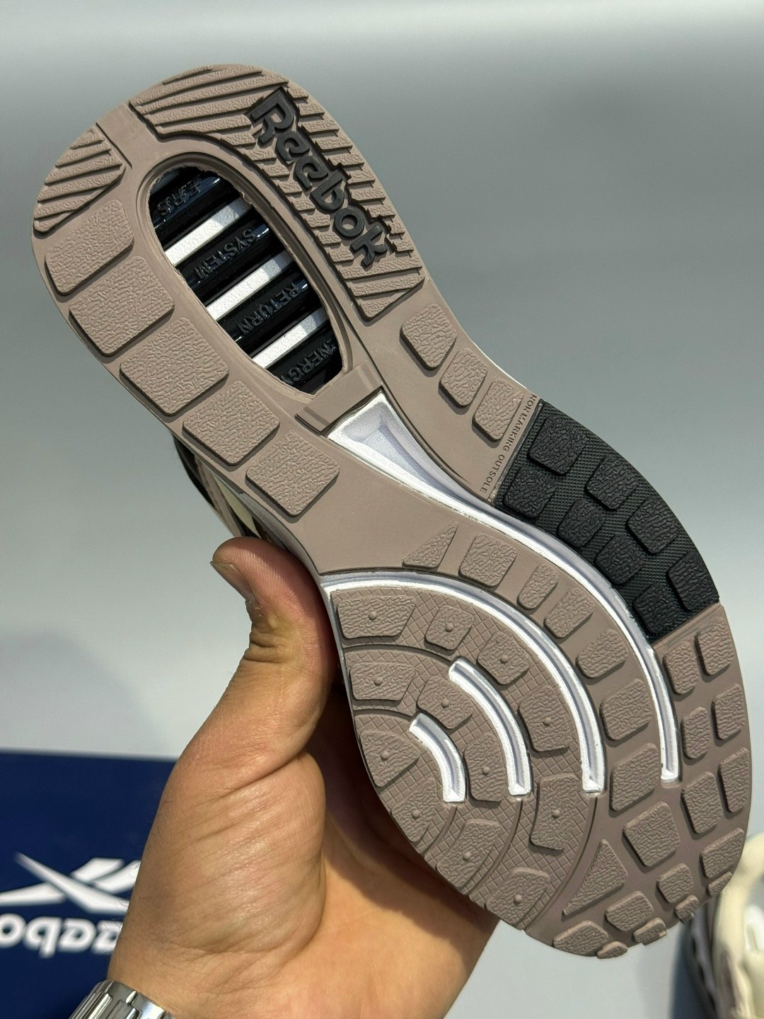 кроссовки reebok,кроссовки reebok женские,кроссовки,reebok classica,мужские кроссовки reebok