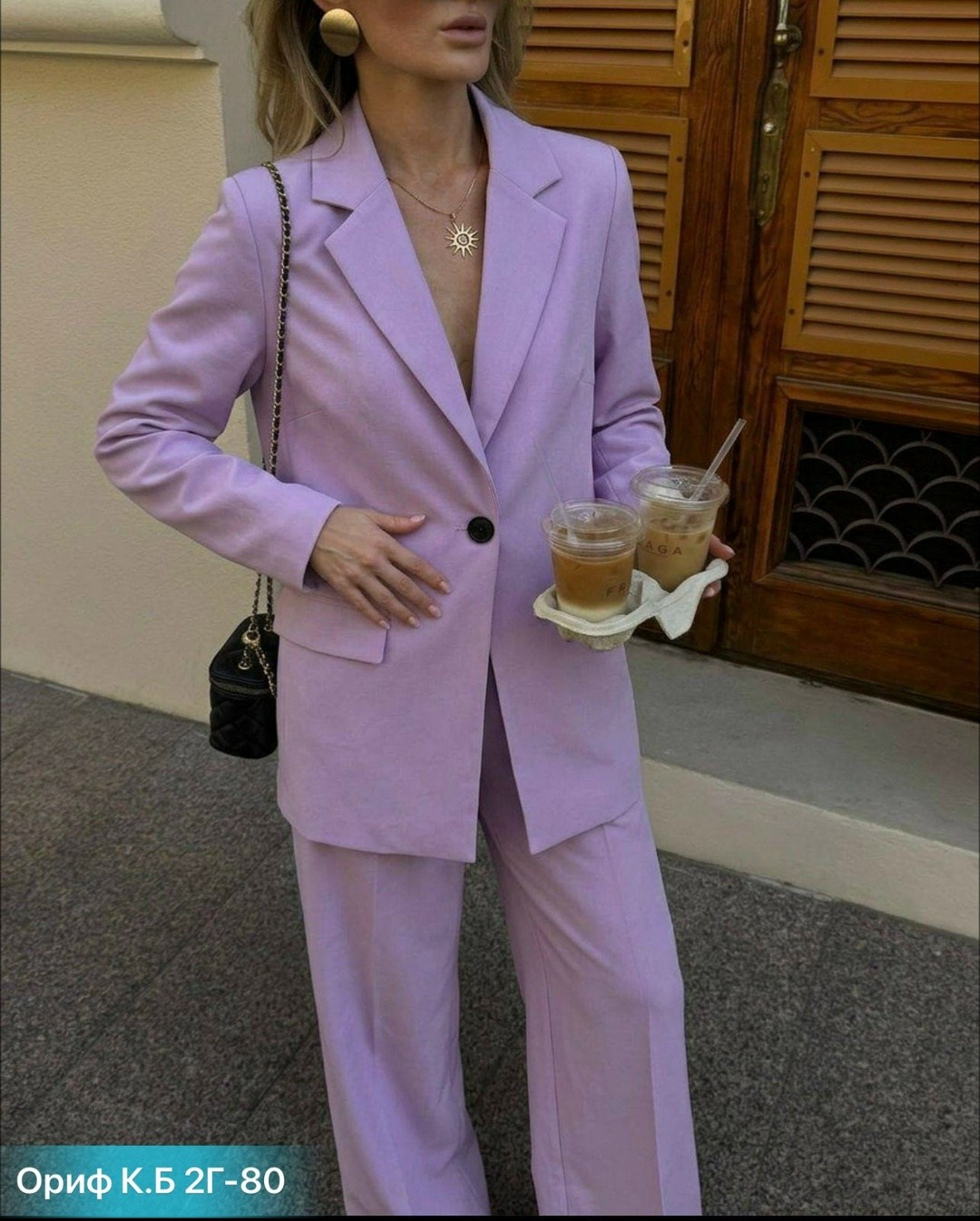 брючный костюм зеленого цвета,зелёный костюм брючный,женский брючный костюм,брючный костюм dilana vip 1992 зеленый,женский зеленый костюм