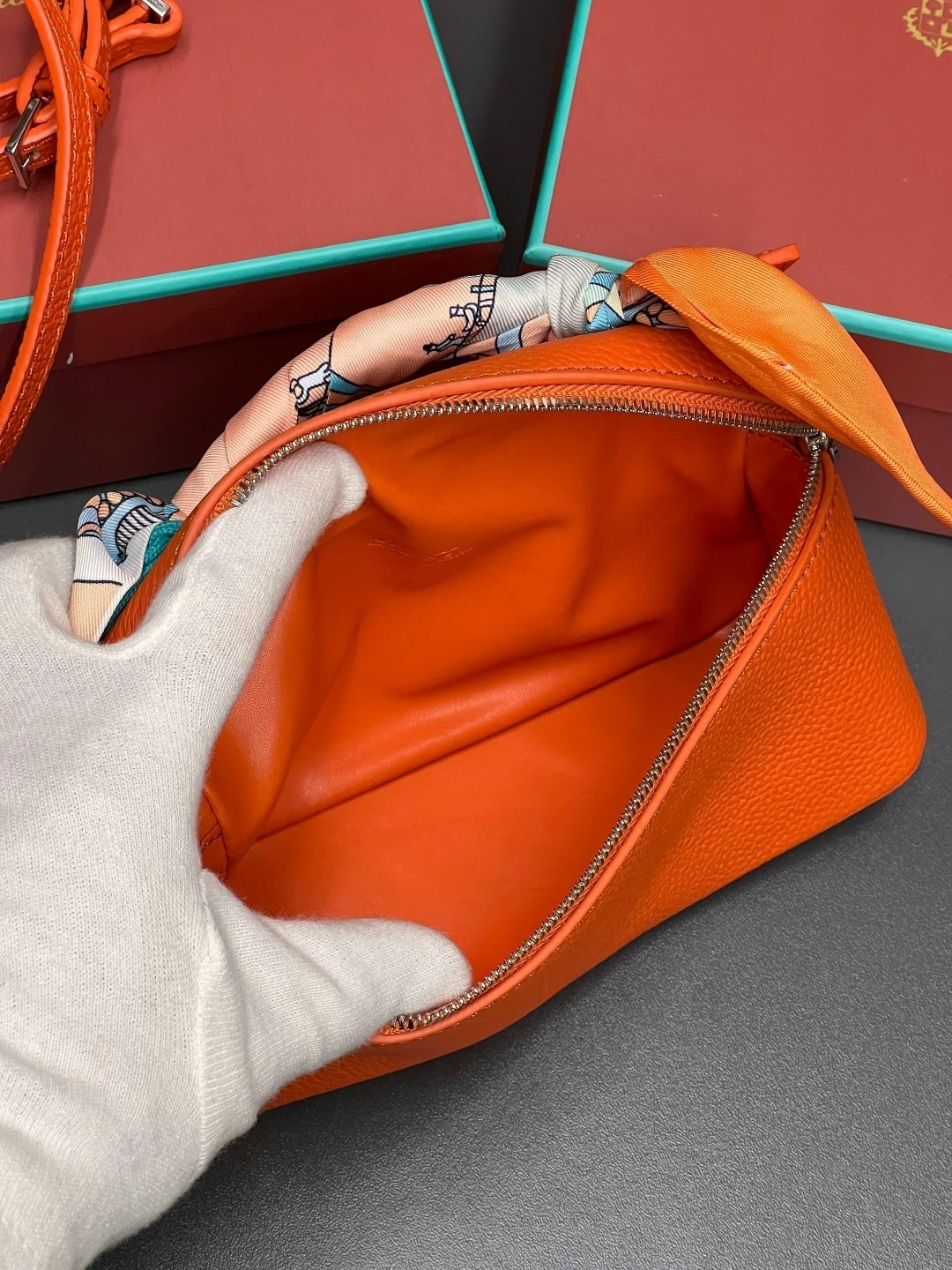 сумка hermes,женская сумка hermes,hermes сумка на плечо,сумки гермес,сумка эрмес мини