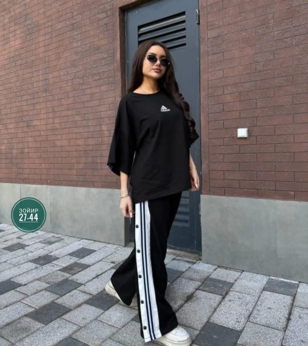 женские костюмы спортивные,костюм спортивные женские костюмы,костюм с лампасами женский в спортивном стиле,костюм двойка женская,костюм двойка спортивный женский