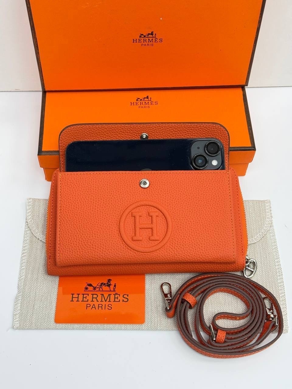 hermes кошелек,hermes клатч,портмоне hermes натуральная кожа hermes 223108230,портмоне hermes натуральная кожа,мужской клатч hermes