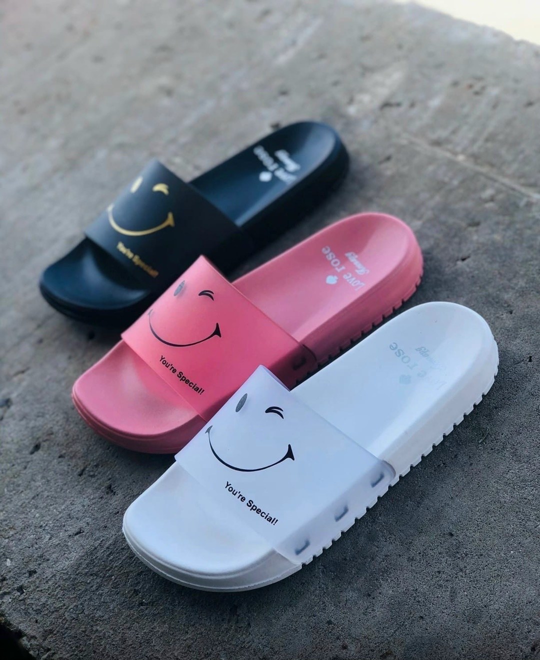 шлепанцы женские эва,шлепанцы женские,,шлепки изи,тапочки модные