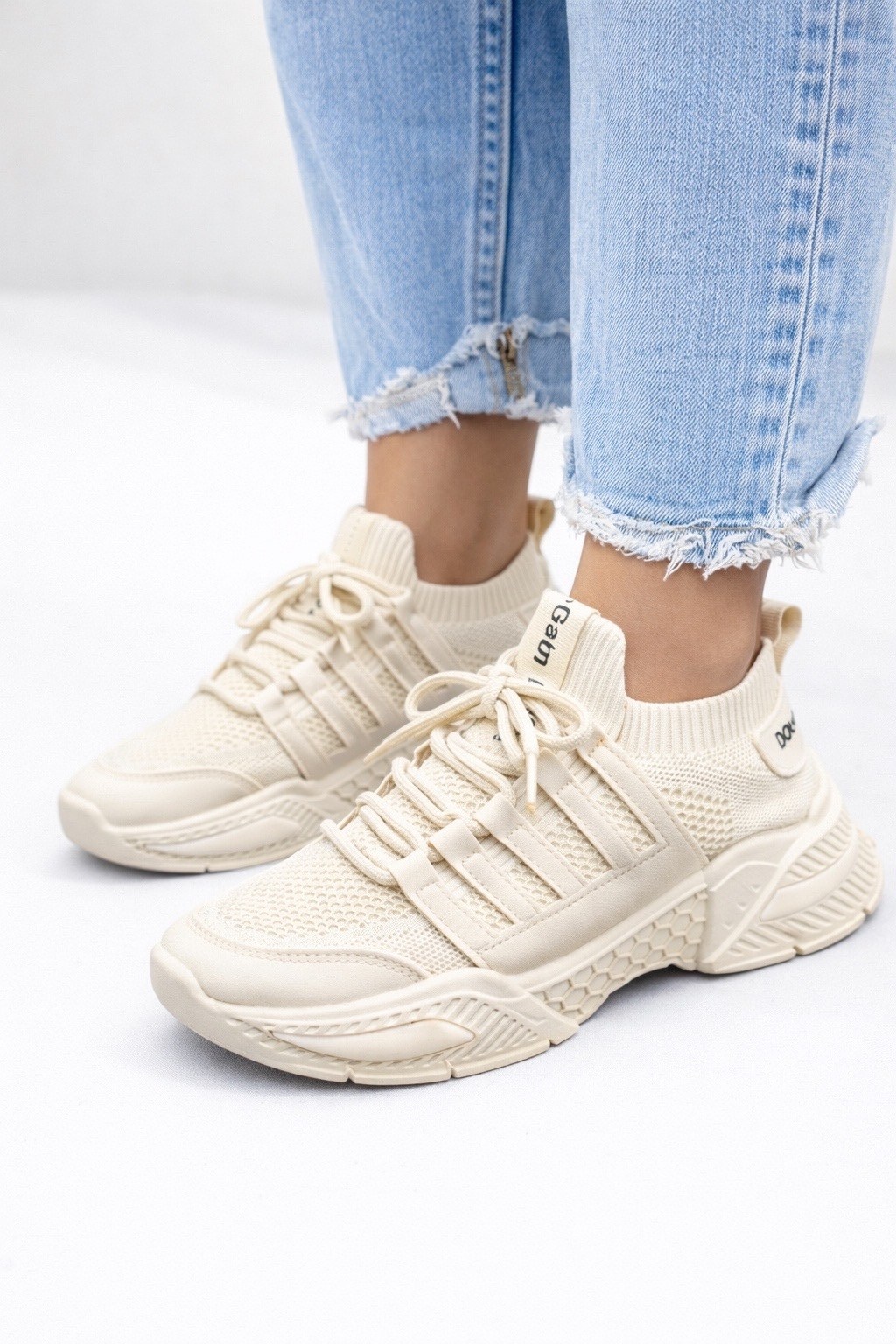 ,кроссовки женскиe,кроссовки повседневные,бежевые кроссовки,кроссовки бежевые женские