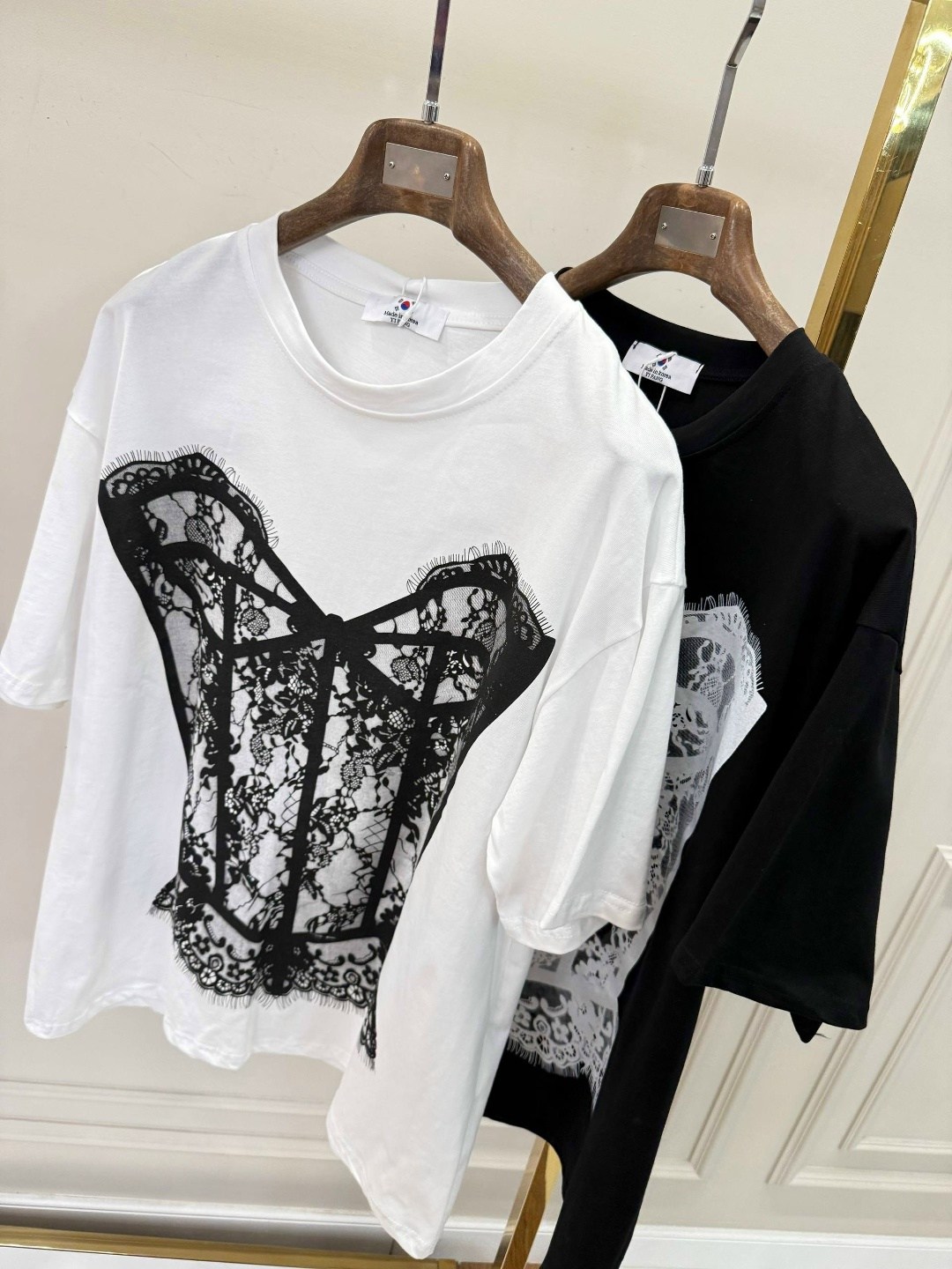 футболки женская,корсет кружевной,футболка с кружевными вставками,футболка с принтом,футболки женские с принтом