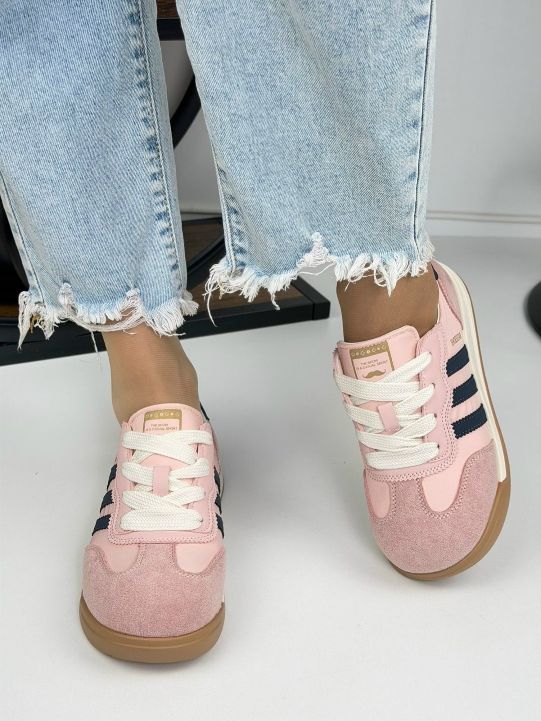 ,женские кроссовки,кроссовки adidas,кроссовки эко, женская