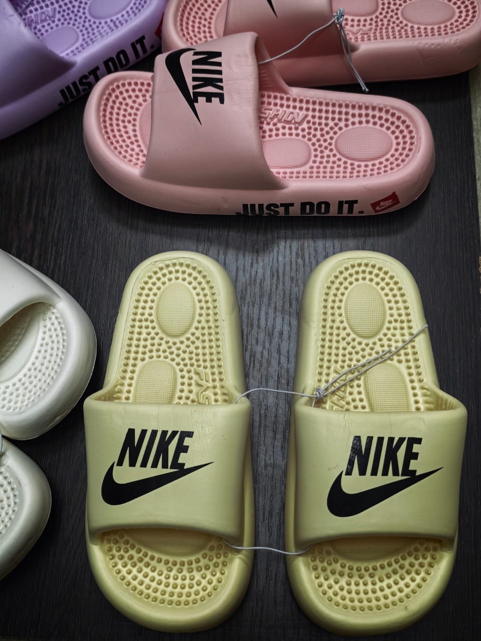 шлепки найк мужские белые,шлепанцы nike,nike benassi jdi,шлепанцы найк,шлепки найк