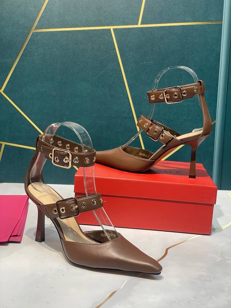 ,valentino туфли,валентино туфли,женские босоножки,валентино туфли братц