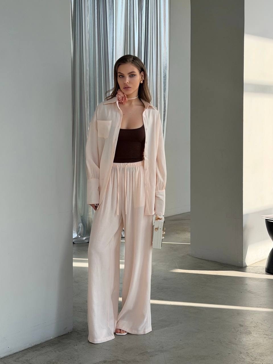 шелковый брючный костюм бежевый,бежевый брючный костюм,костюм с брюками,бежевый костюм,брючные женские костюмы