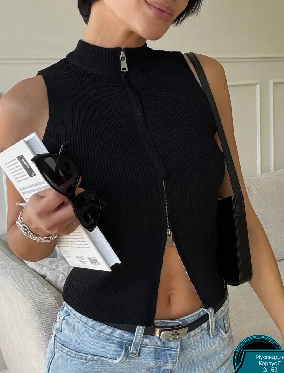 кроп топ в рубчик под пиджак,майка на молнии,топ на молнии,вязаный трикотаж,женская кофта
