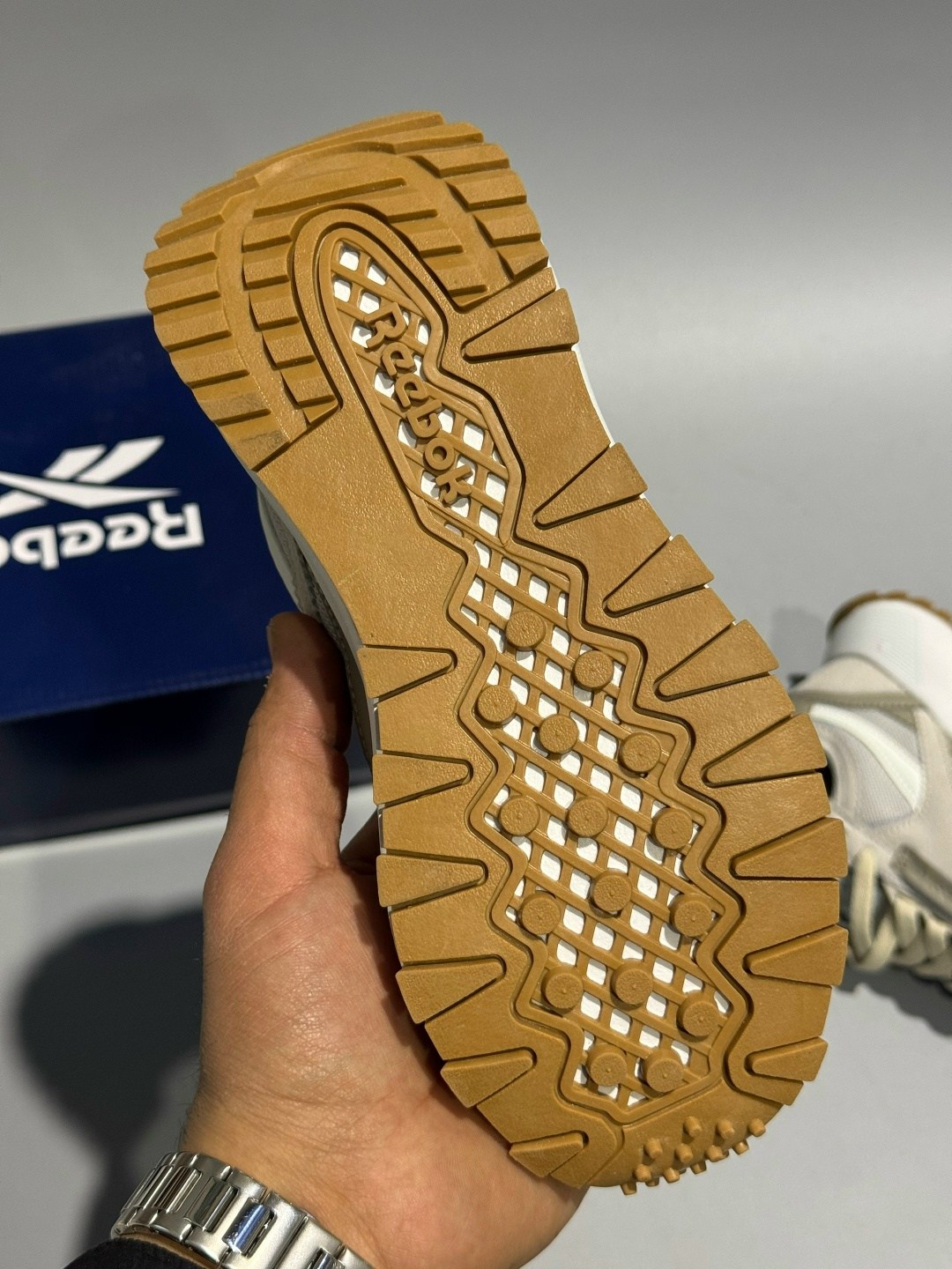 reebok кроссовки женские,кроссовки reebok,кроссовки reebok classic,кроссовки reebok classic leather legacy,кроссовки