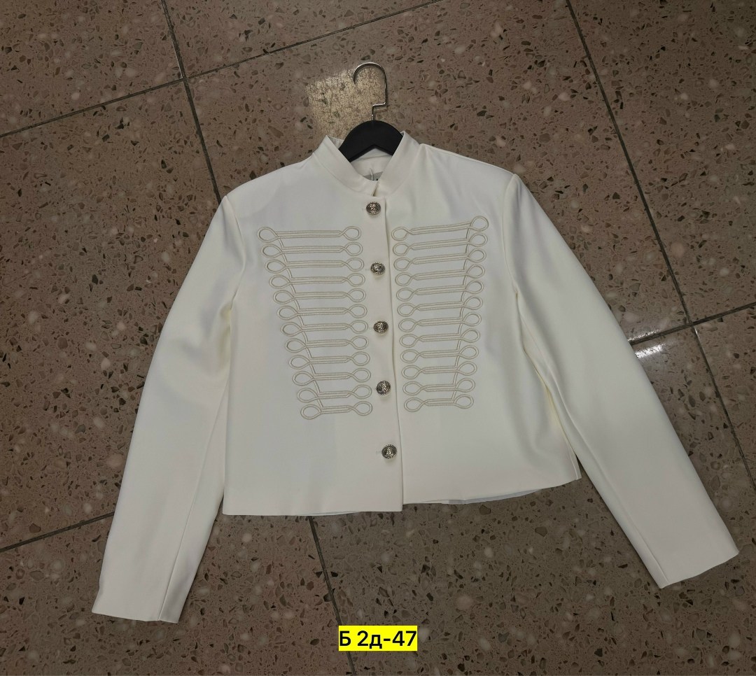 жакет в стиле милитари,жакет в гусарском стиле,мундир жакет пиджак в гусарском стиле,жакет zara military