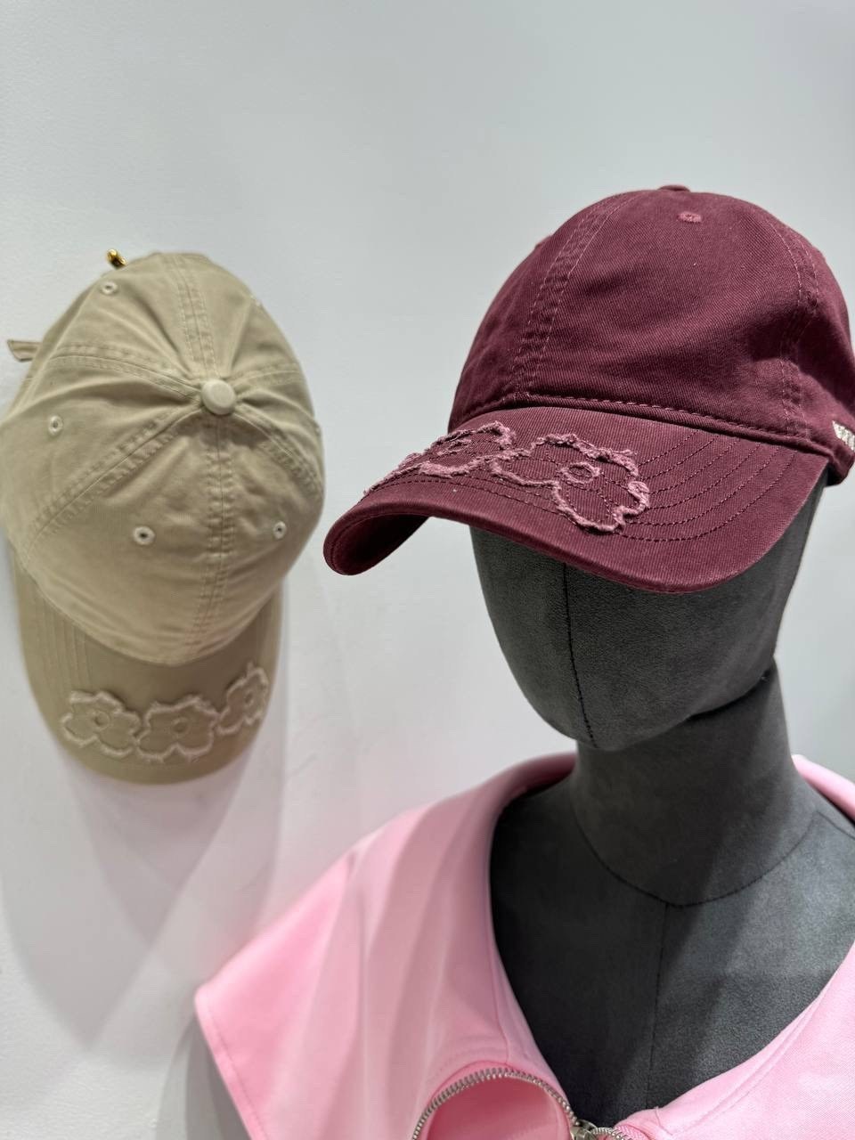 девушка,кепка стильная,бейсболка женская,модные стили,стильное