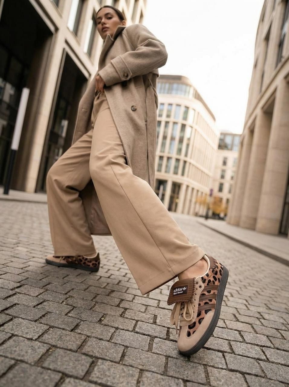 кроссовки леопардовые,кроссовки женские,модные кроссовки, женская,кроссовки эко кожа