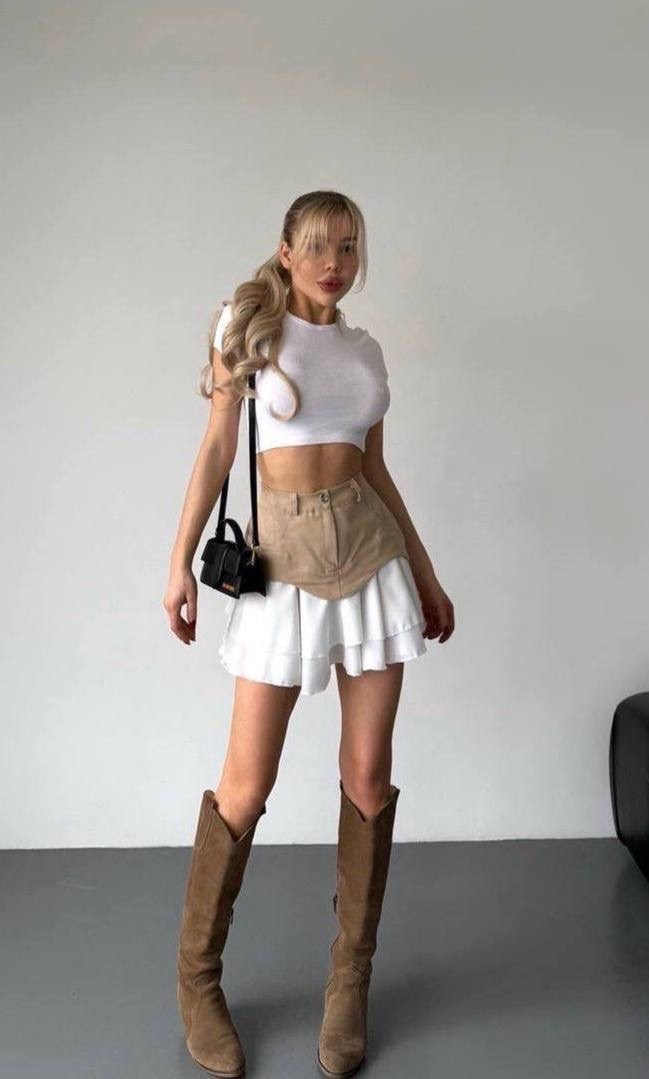 бежевая юбка,юбка мини,женская мини юбка,юбка стильная,короткая юбка с воланами