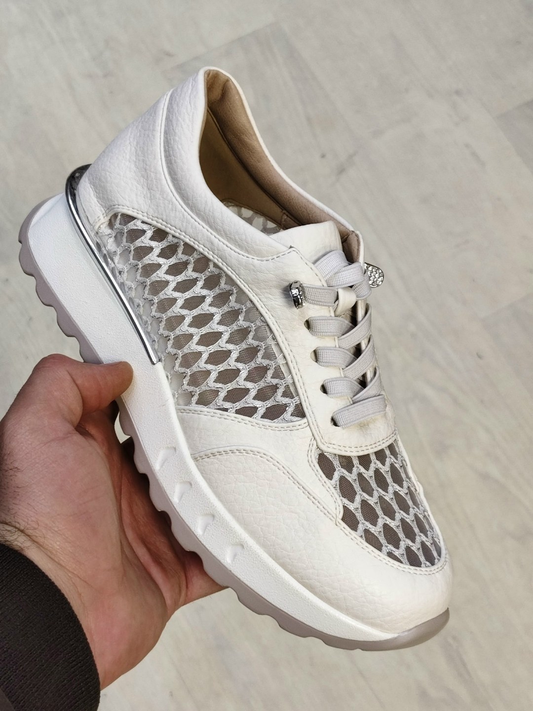 ,женские кроссовки,кроссовки мужские кожаные,кроссовки кожаные,кроссовки черные