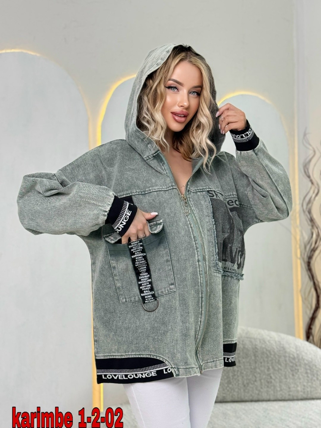 куртка джинсовая,джинсовые куртки женские,женская джинсовая куртка большого размера,джинсовая куртка с капюшоном,джинсовая куртка оверсайз с капюшоном