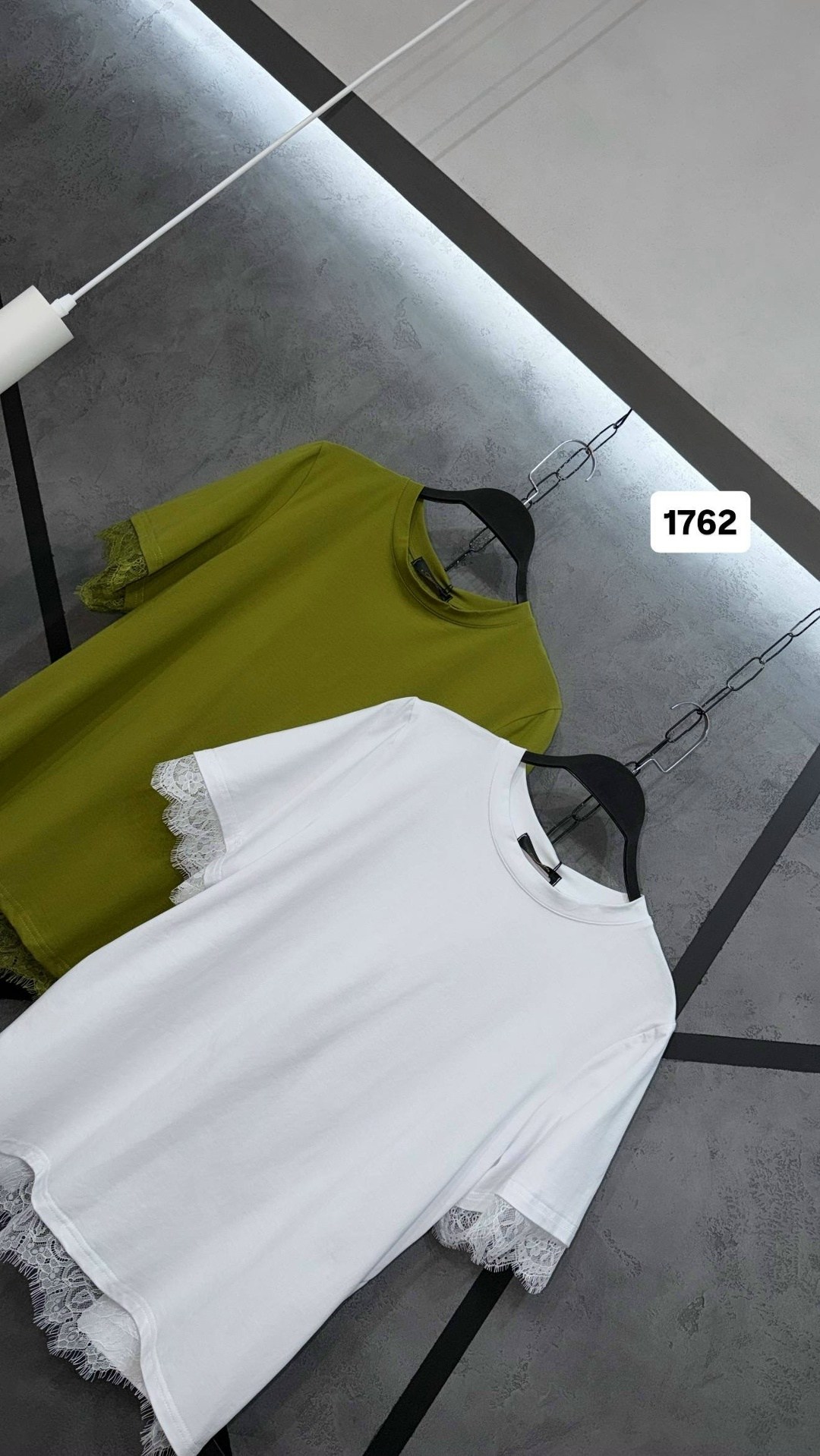 футболка с кружевами,майка с кружевами,кружевная футболка,футболка с кружевом,футболка с кружевом женская