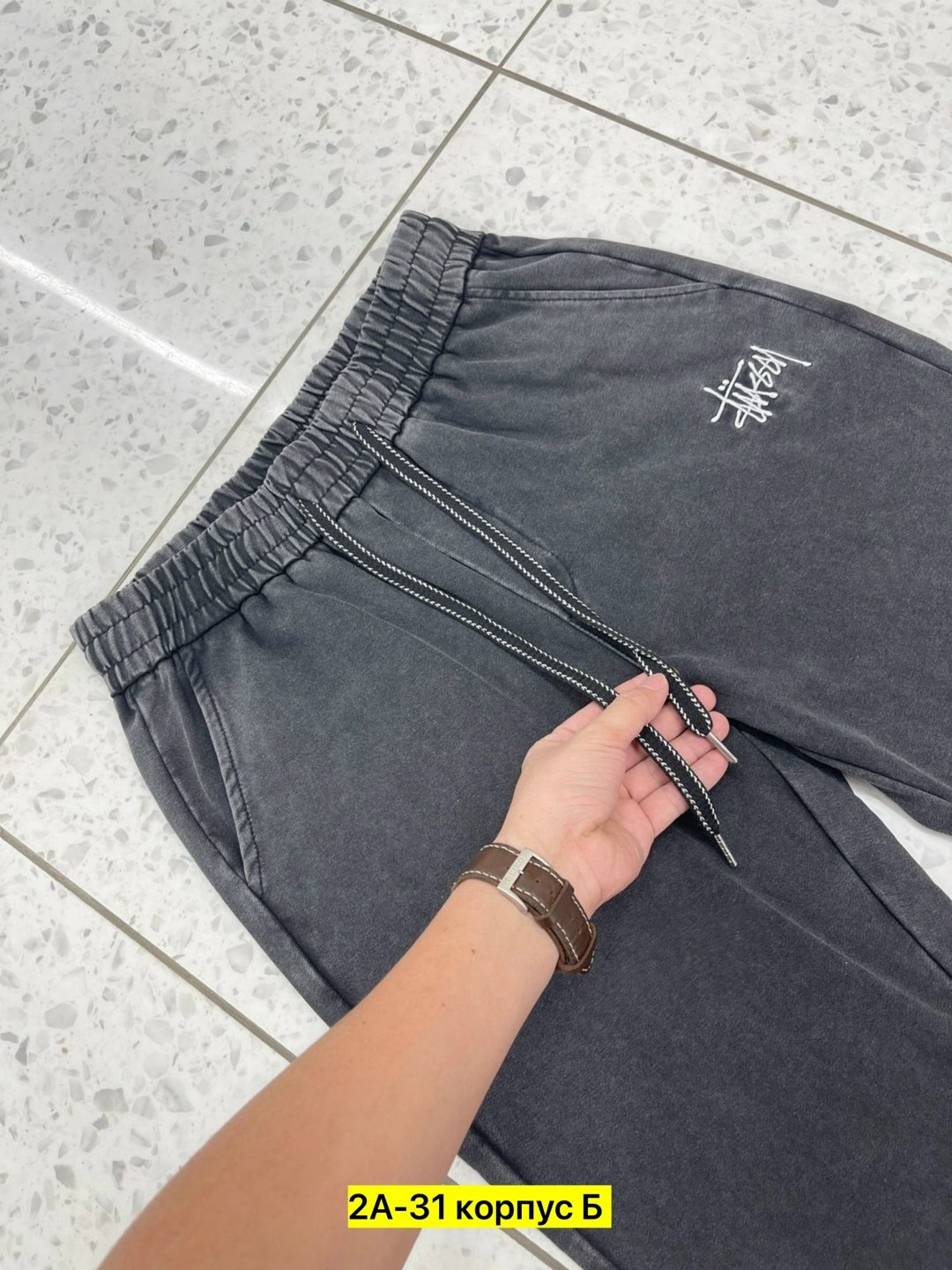 спортивные штаны серые,зимние мужские серые спортивные штаны на флисе pobedov б-413,мужские спортивные брюки,брюки спортивные,серые спортивные штаны мужские