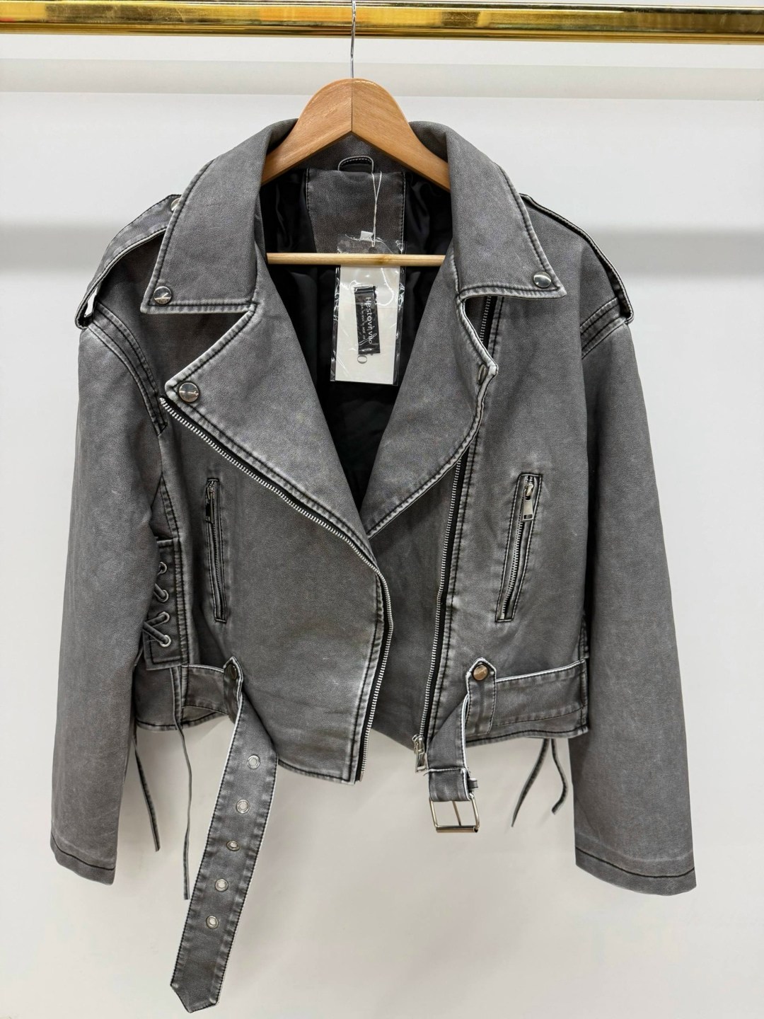 куртка косуха,кожаная куртка косуха,кожаная куртка,куртка кожаная женская,женская косуха