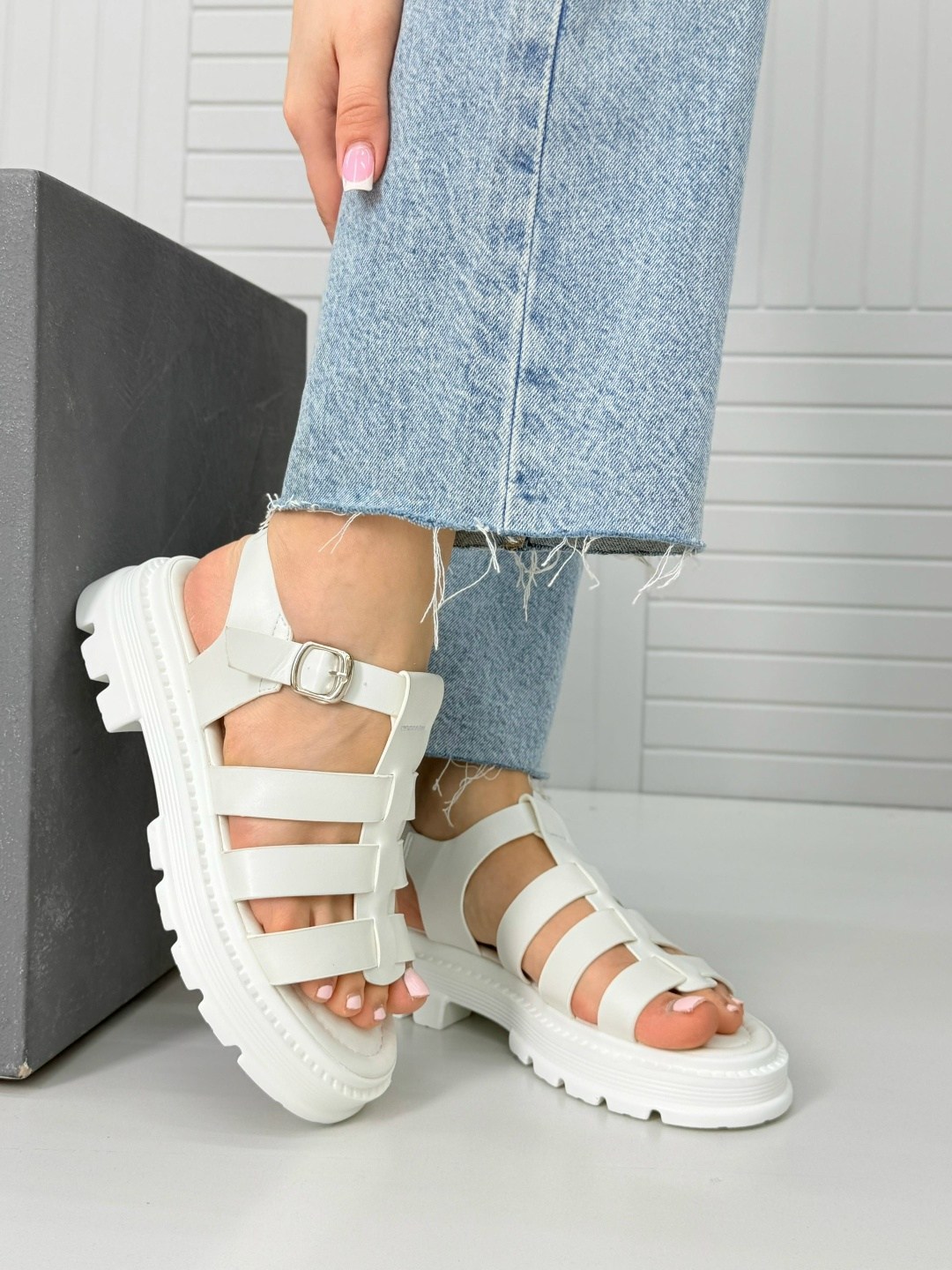 ,женские босоножки,босоножки cандалии,модные босоножки,сандалии