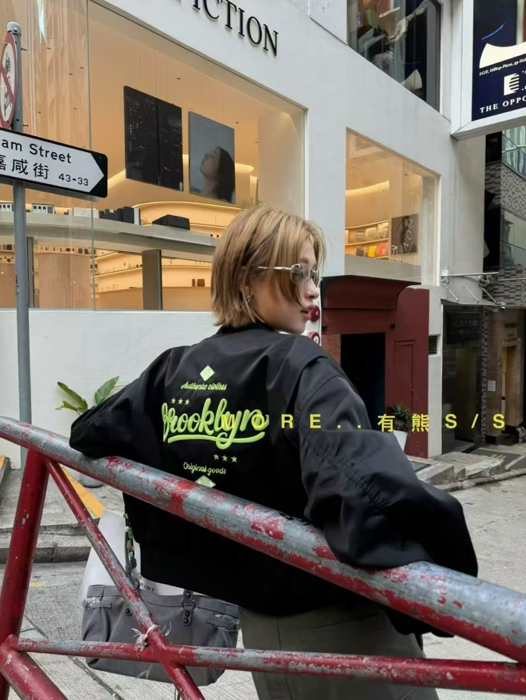 куртка бомбер,повседневная куртка,модная куртка,куртка бомбер женская,куртка оверсайз