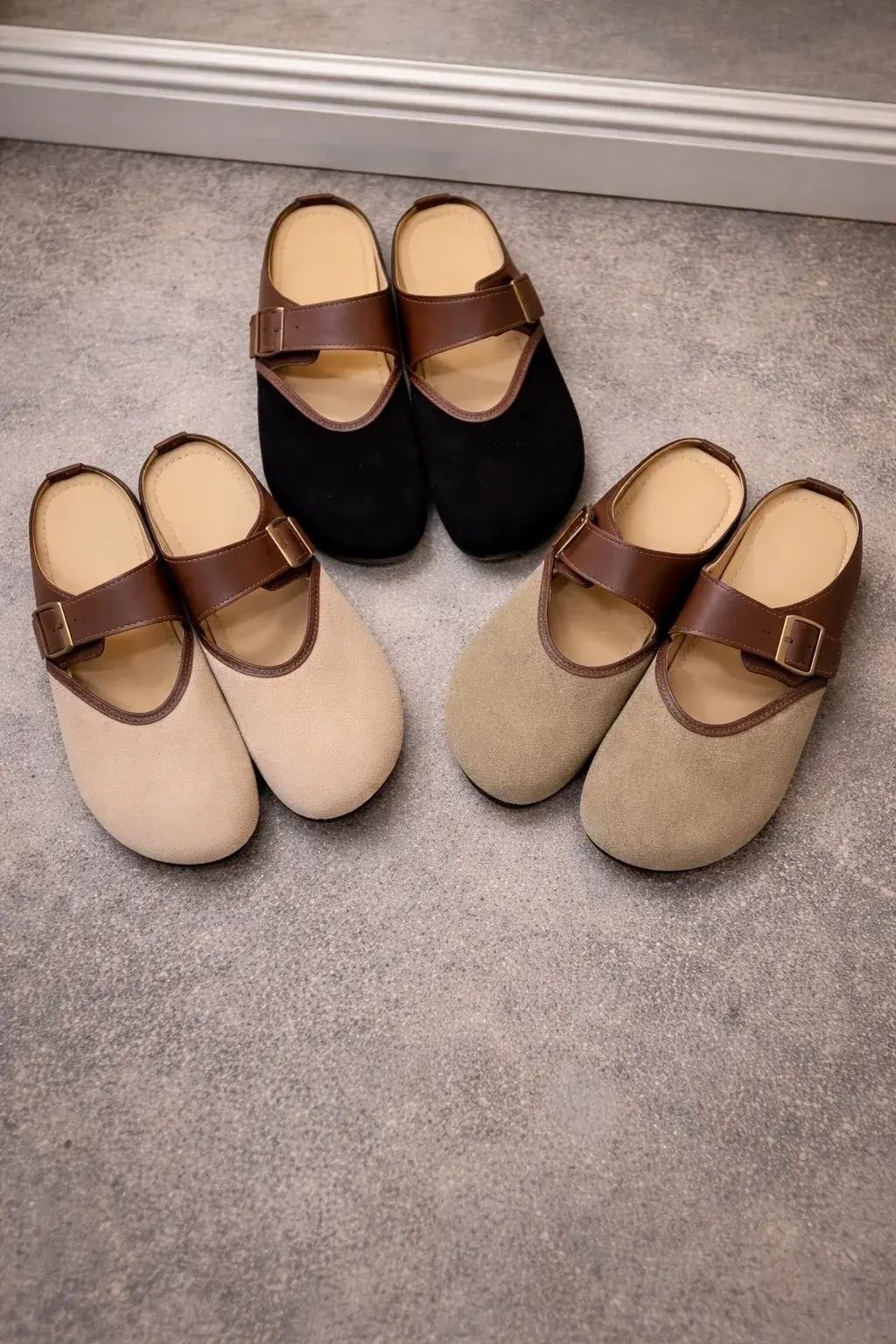 ,шлепанцы женские,туфли на плоской подошве,модные шлепанцы,модные босоножки