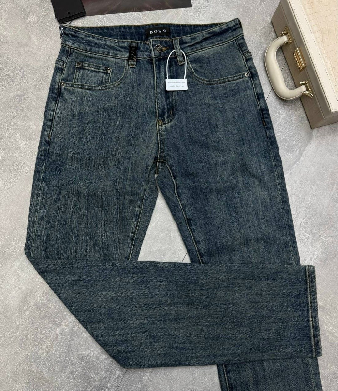 джинсы boss,джинсы boss hugo boss классические прямые из премиум хлопка,джинсы hugo boss,мужские джинсы boss,hugo boss jeans