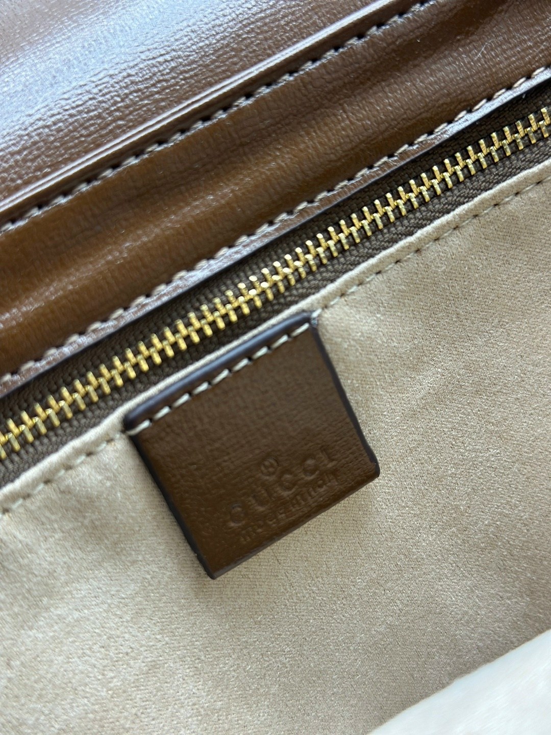 сумка gucci,сумка женская gucci,гуччи сумка,gucci сумка ведро на плечо,сумка гуччи кросс боди