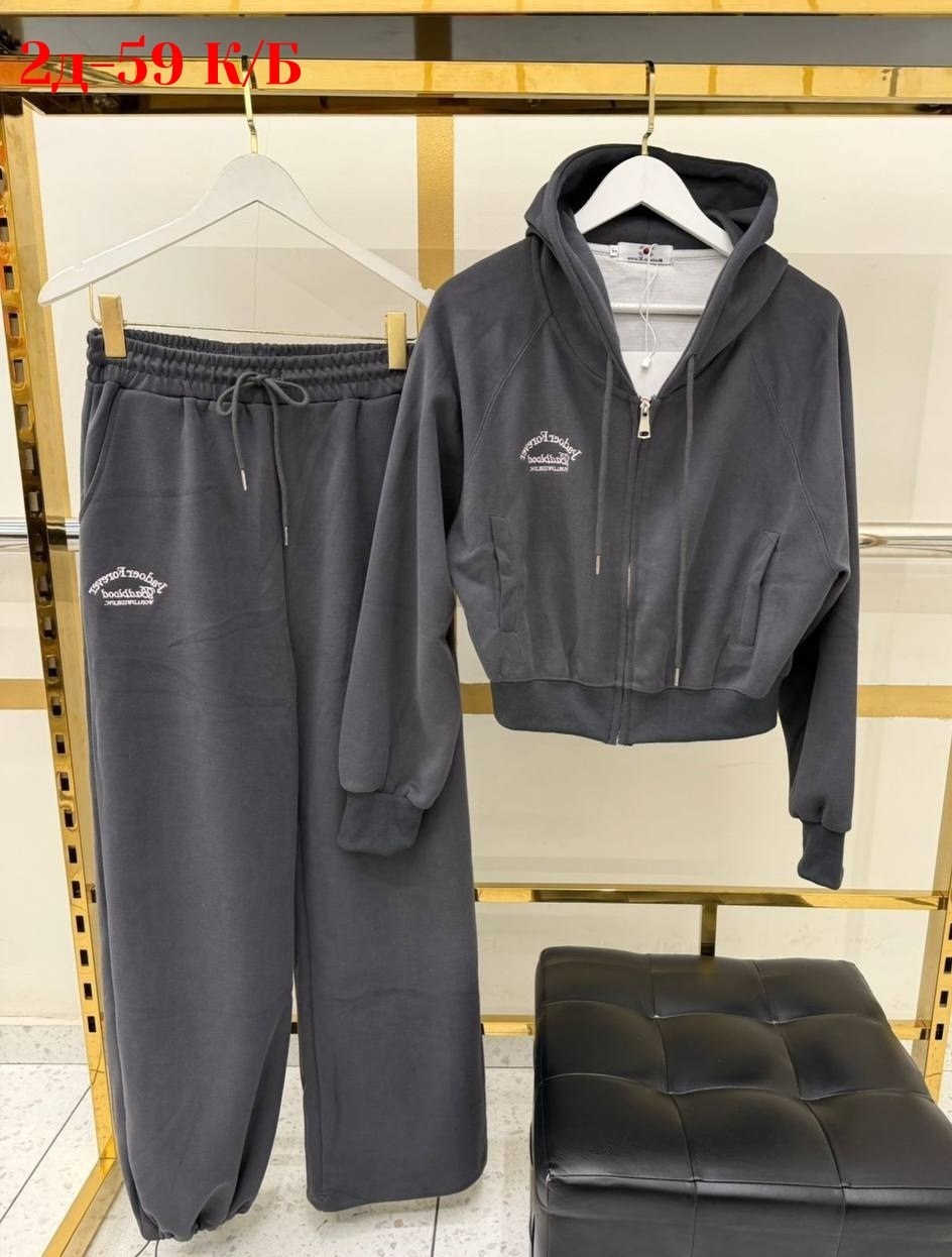 спортивный костюм спортивные костюмы,спортивный костюм женский,спортивный костюм,женский красный костюм miu miu,женский костюм