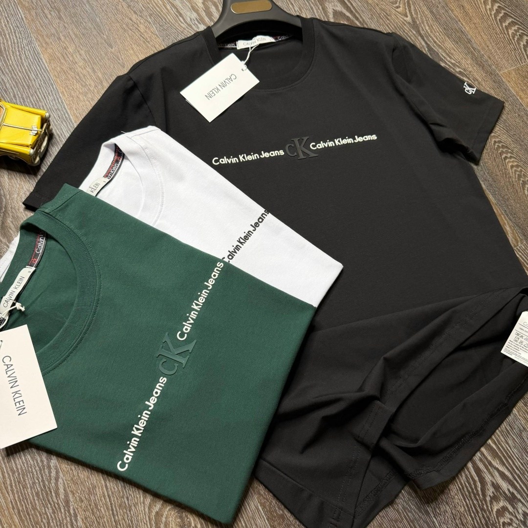 футболка calvin klein мужская,хлопковая футболка с логотипом calvin klein,футболки мужские,комплект футболки,черная мужская футболка с круглым вырезом calvin klein