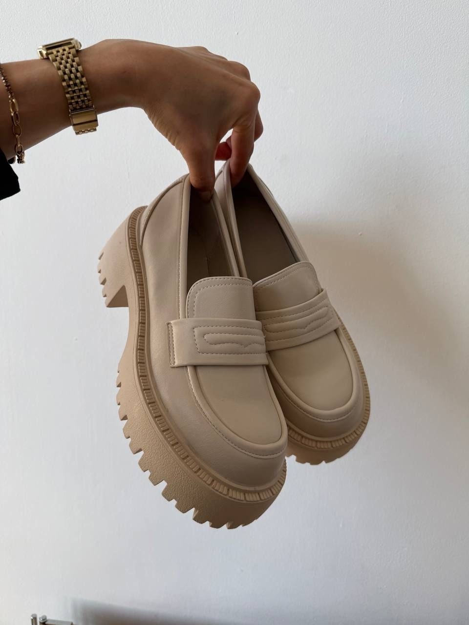 лоферы женские,лоферы на платформе,лоферы женские бежевые,туфли лоферы,лоферы кожаные на платформе
