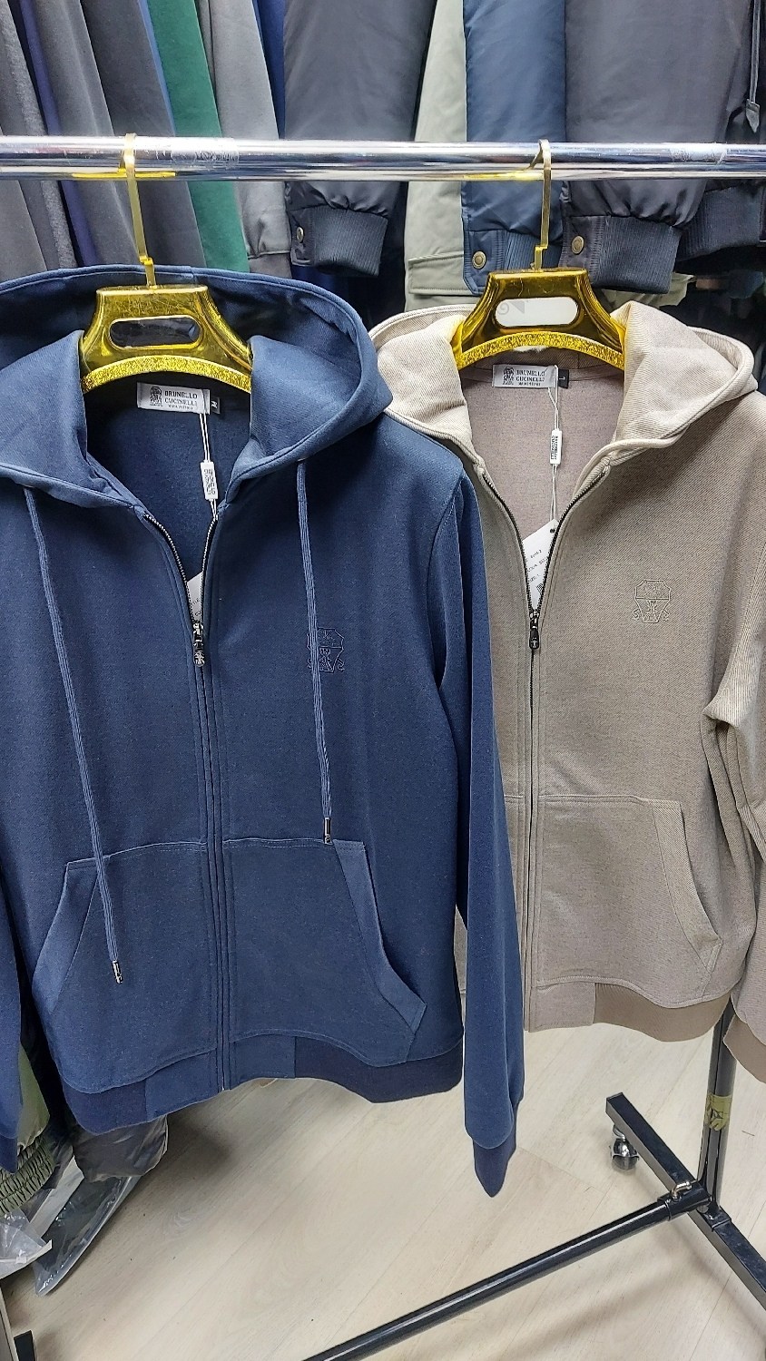 спортивный костюм brunello cucinelli,костюм brunello cucinelli,спортивный костюм мужской brunello cucinelli,костюм спортивный,спортивный костюм brunello cucinelli premium beige