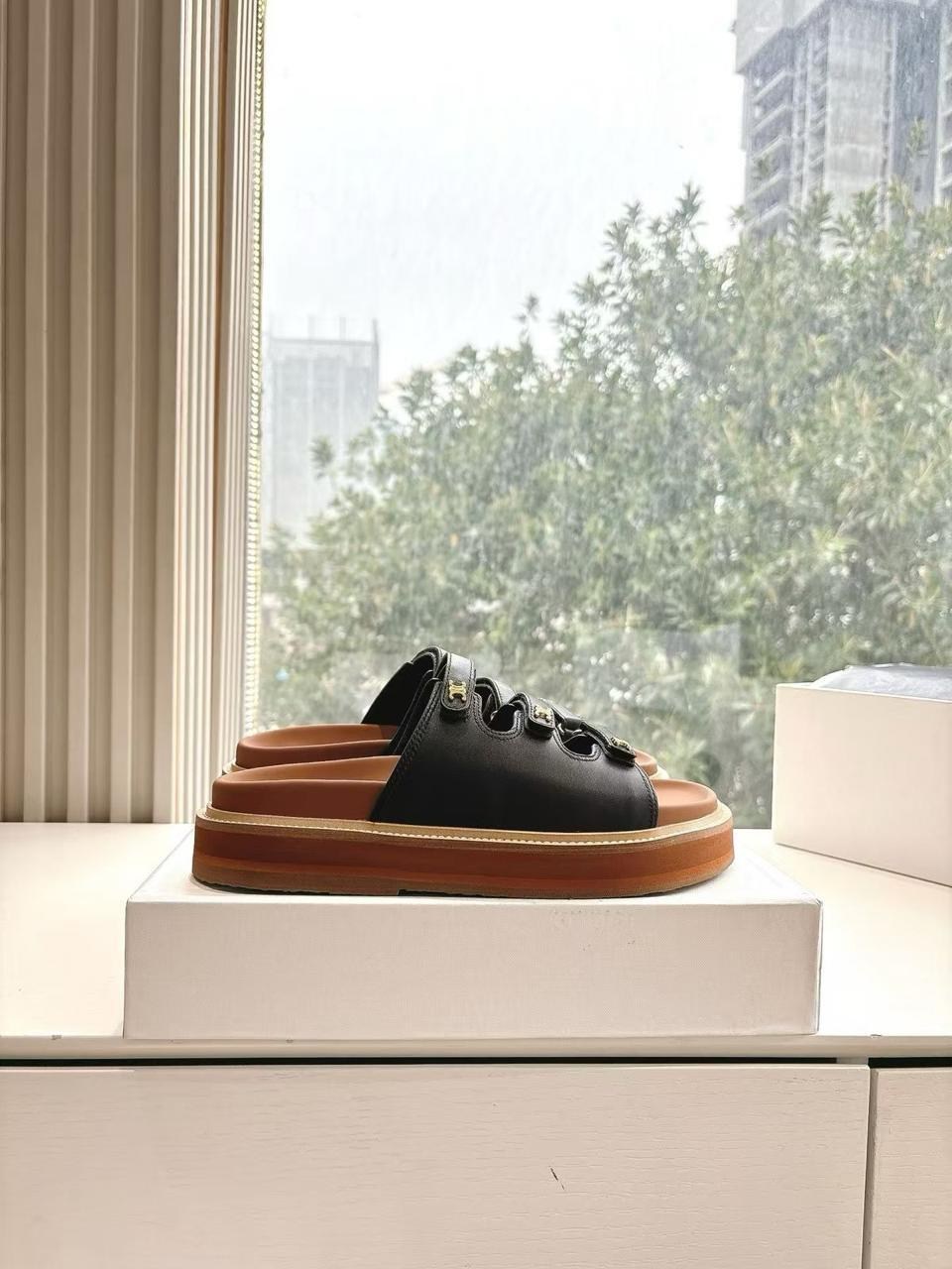 шлепанцы celine,сандалии celine,женские шлепанцы,шлепки celine,сандалии женские