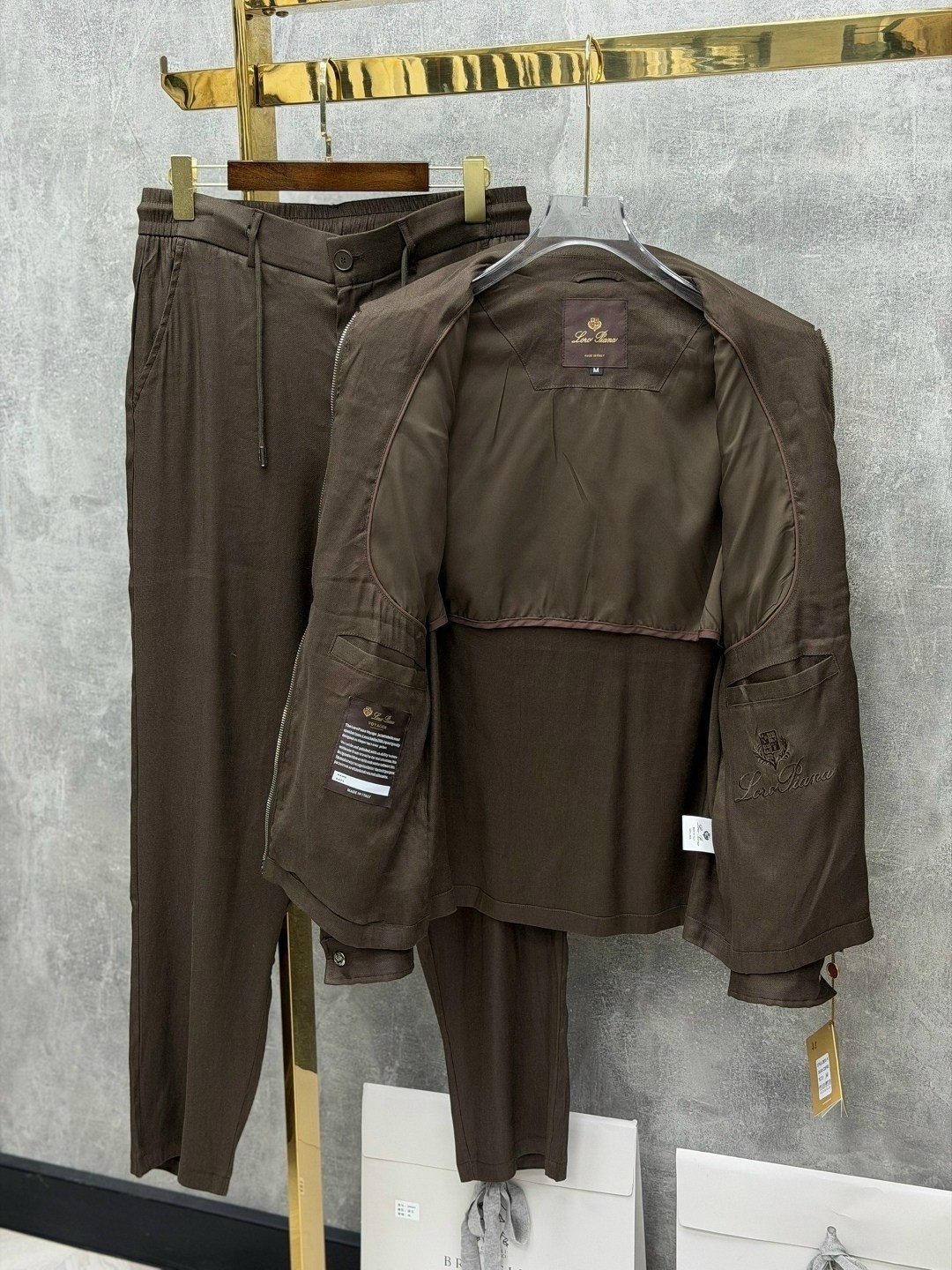 спортивный костюм brunello cucinelli,костюм brunello cucinelli,костюм loro piana,льняной костюм brunello cucinelli,мужской льняной костюм