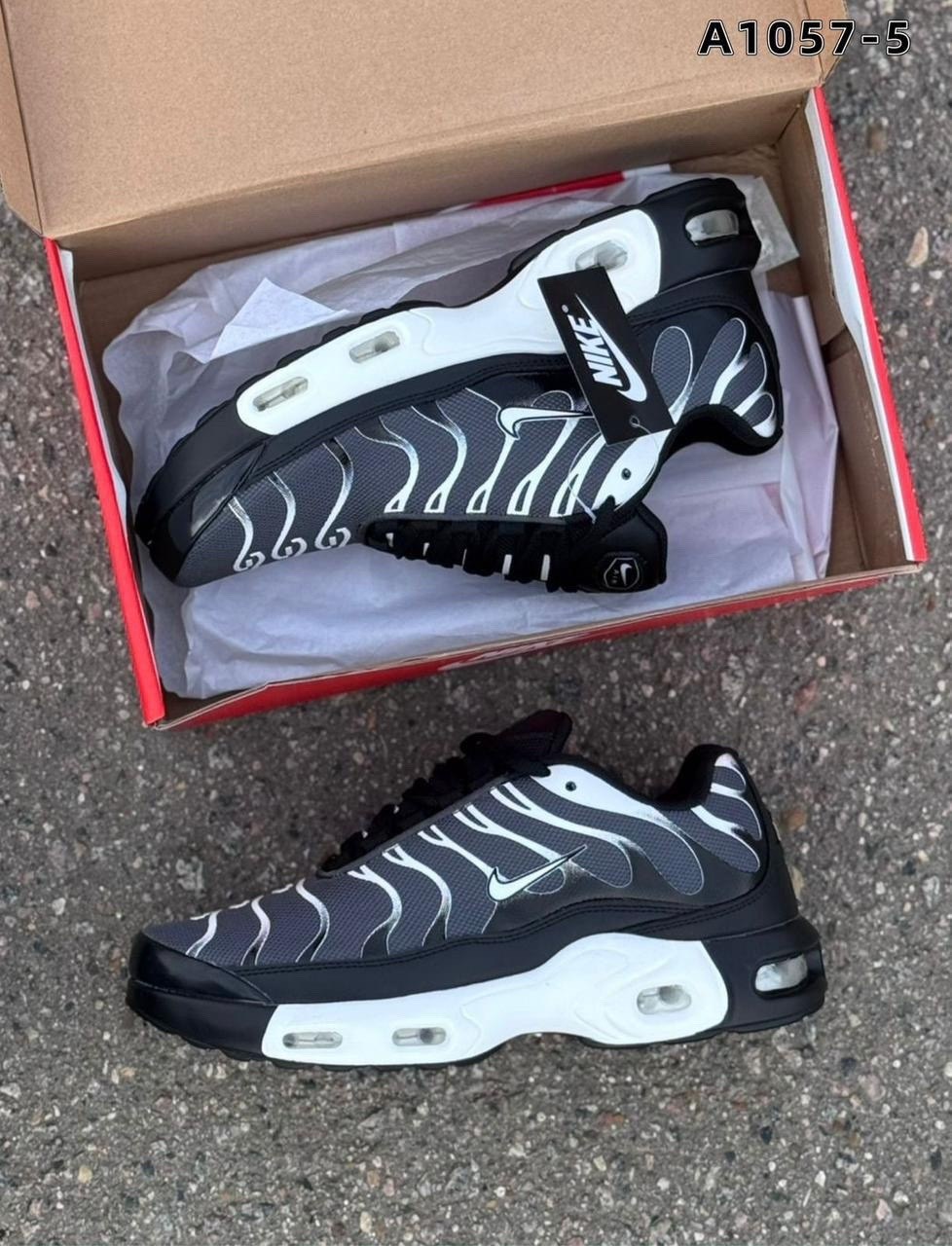 кроссовки nike air max tn plus,кроссовки nike tn plus,nike air max tn plus,найк air max plus tn кроссовки,