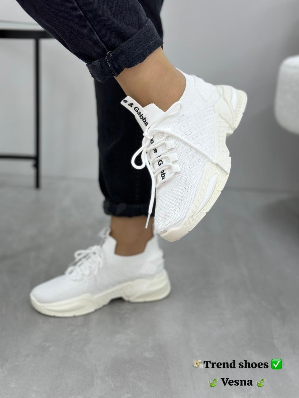 ,кроссовки женскиe,черные кроссовки,женские летние кроссовки,спортивная