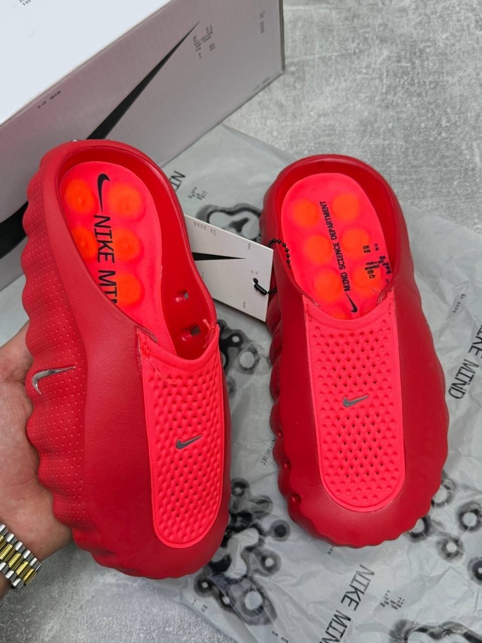 тапки модные,кроссовки,кроссовки nike,обуви,кроссовки тапки