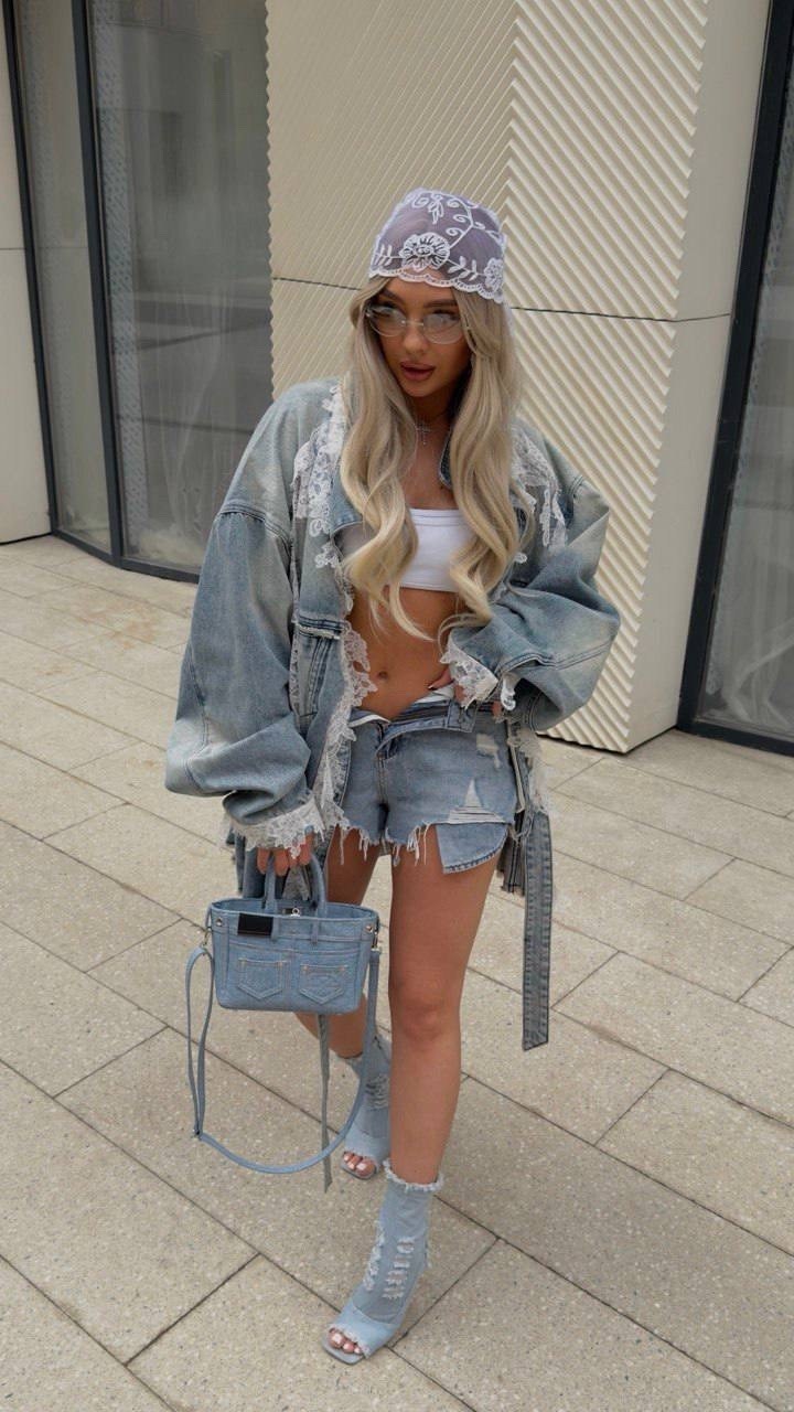 джинсовая куртка,свободная джинсовая куртка,джинсовая куртка женская,модные образы