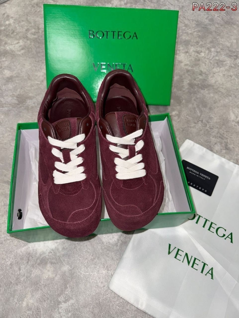 бордовые кроссовки, мода,кеды bottega veneta,бордовые кроссовки женские,бордовые кроссовки,замшевые кроссовки