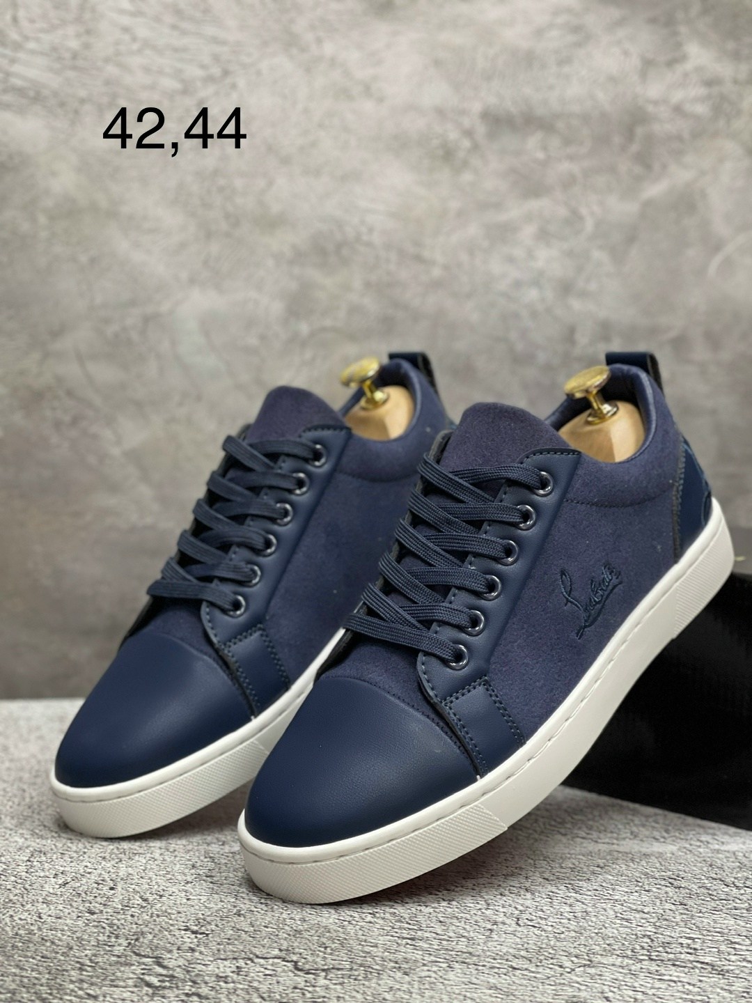 ,кеды классические черные на белой подошве helmet kross 365827872,кеды адидас мужские черные кожаные с белой подошвой,кеды черные с белой подошвой,кеды черные кожаныe с белой подошве на платформе