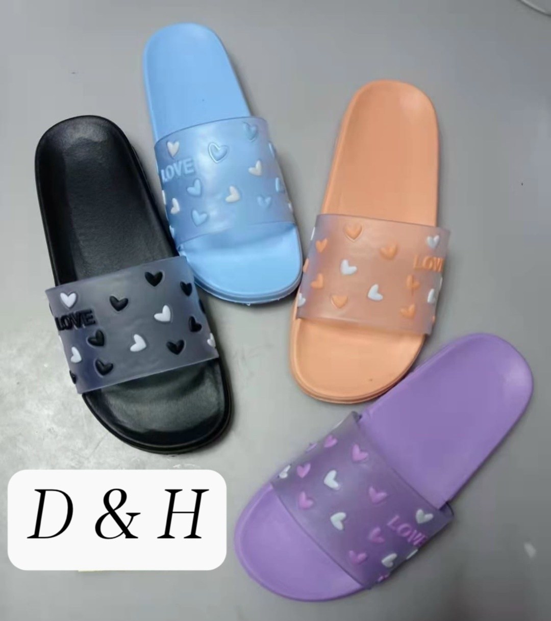 ,женские шлепанцы,модные тапочки,пантолеты шлепанцы,шлепанцы пляжные