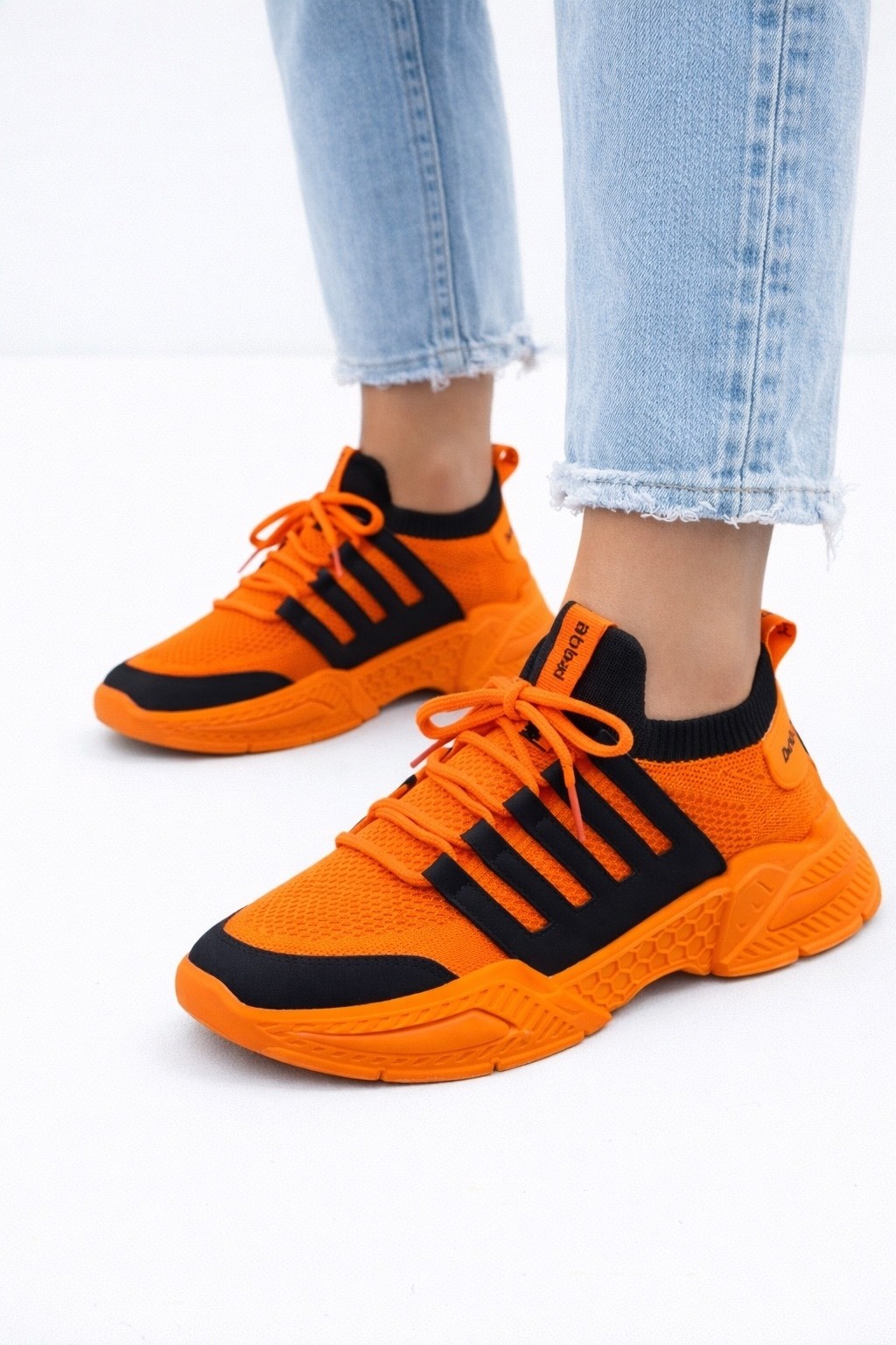 ,кроссовки женскиe,кроссовки повседневные,бежевые кроссовки,кроссовки бежевые женские