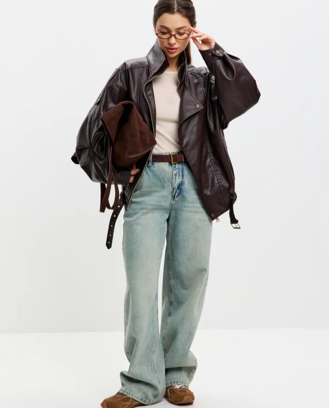 кожаная куртка,кожаный бомбер женский,куртка женская,кожаная куртка женская