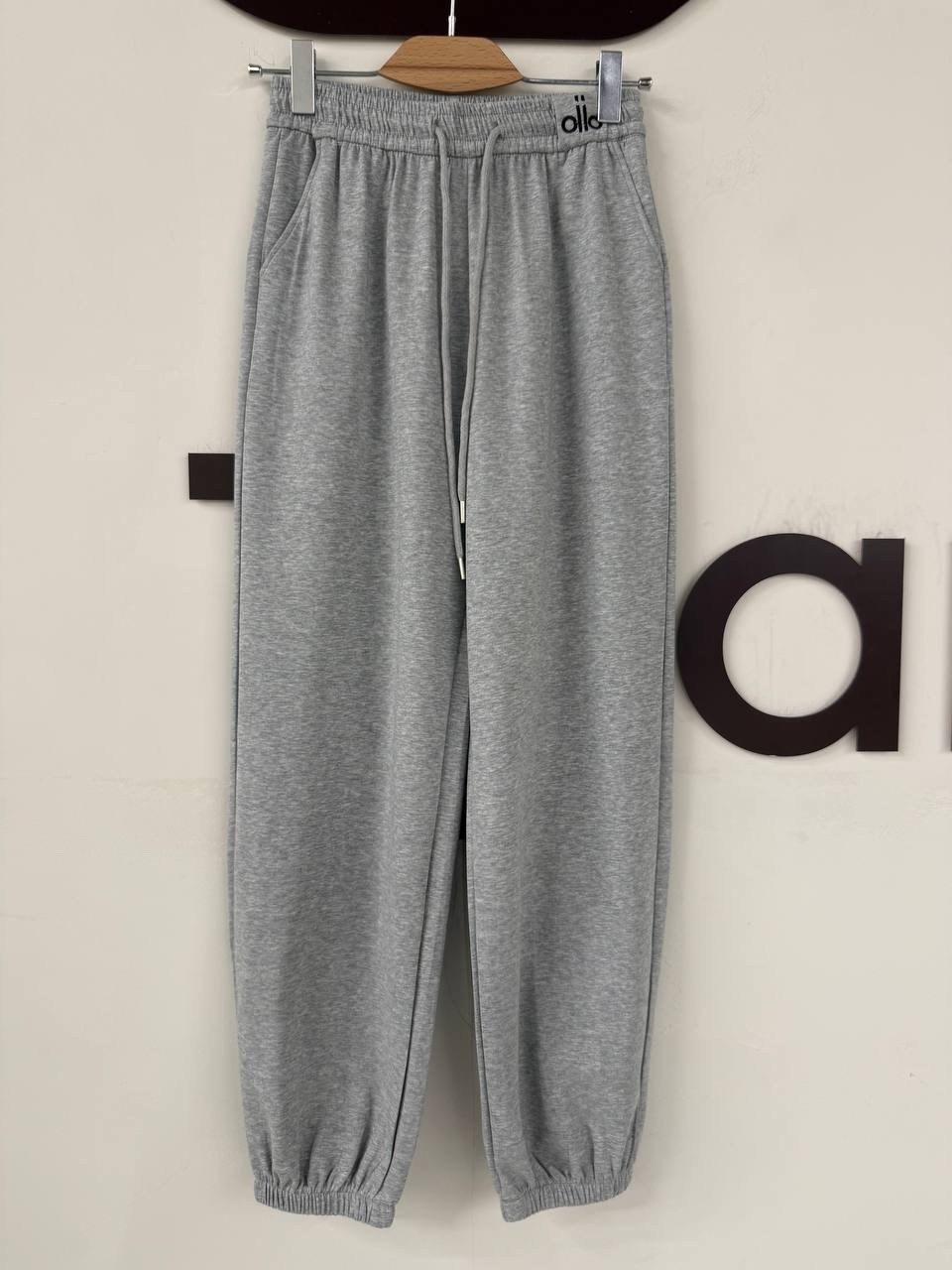 спортивные брюки,брюки джоггеры,трикотажные спортивные штаны country moment серый,спортивные штаны,свободные брюки