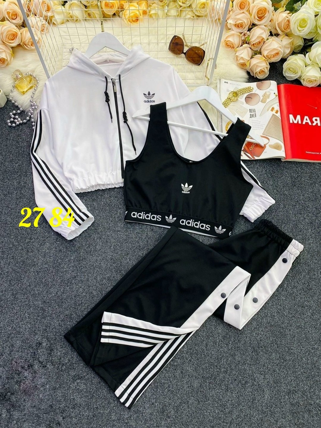 женский спортивный костюм adidas,костюм спортивные женские костюмы,женские костюмы спортивные,спортивный костюм adidas originals,костюмы в спортивном стиле